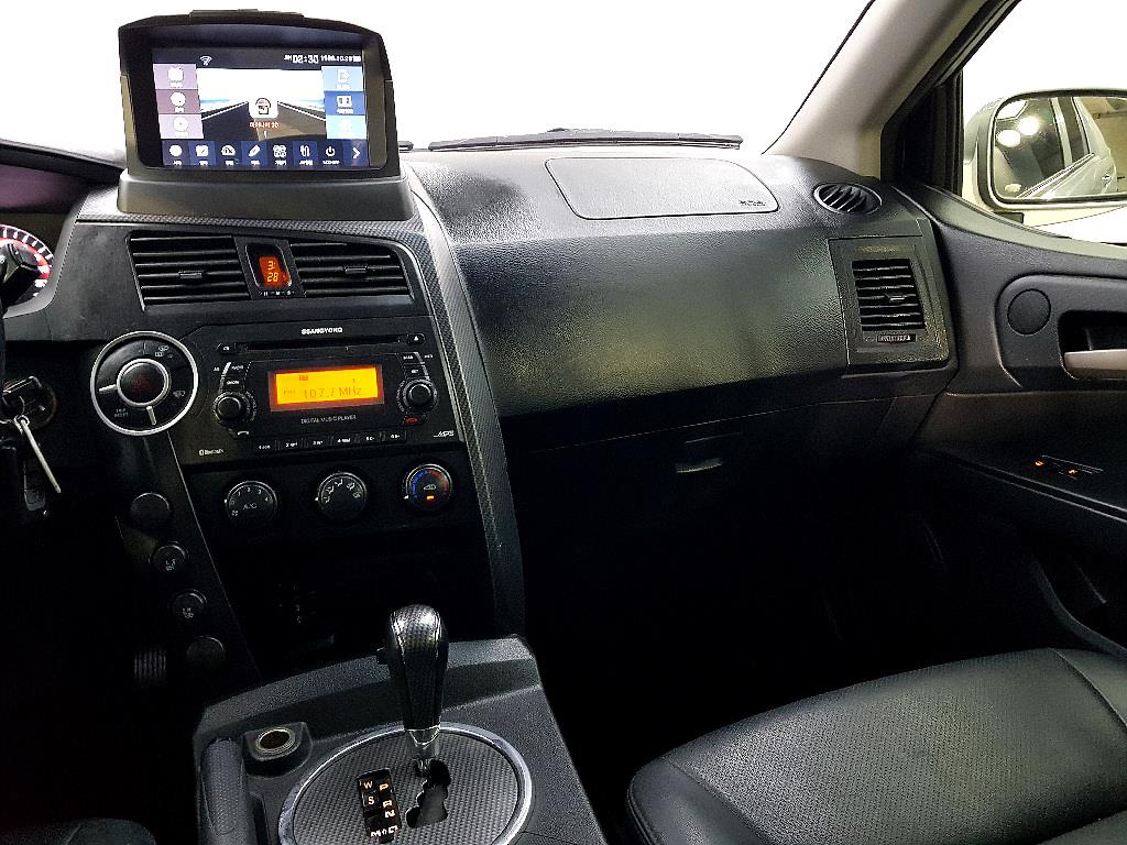 Ssangyong Korando - Vista 12