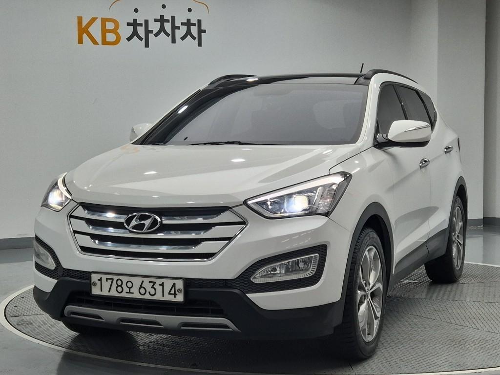 HYUNDAI Santa Fe 2013 Blanco - Importación desde Corea - HF Imports Iquique - Foto 1