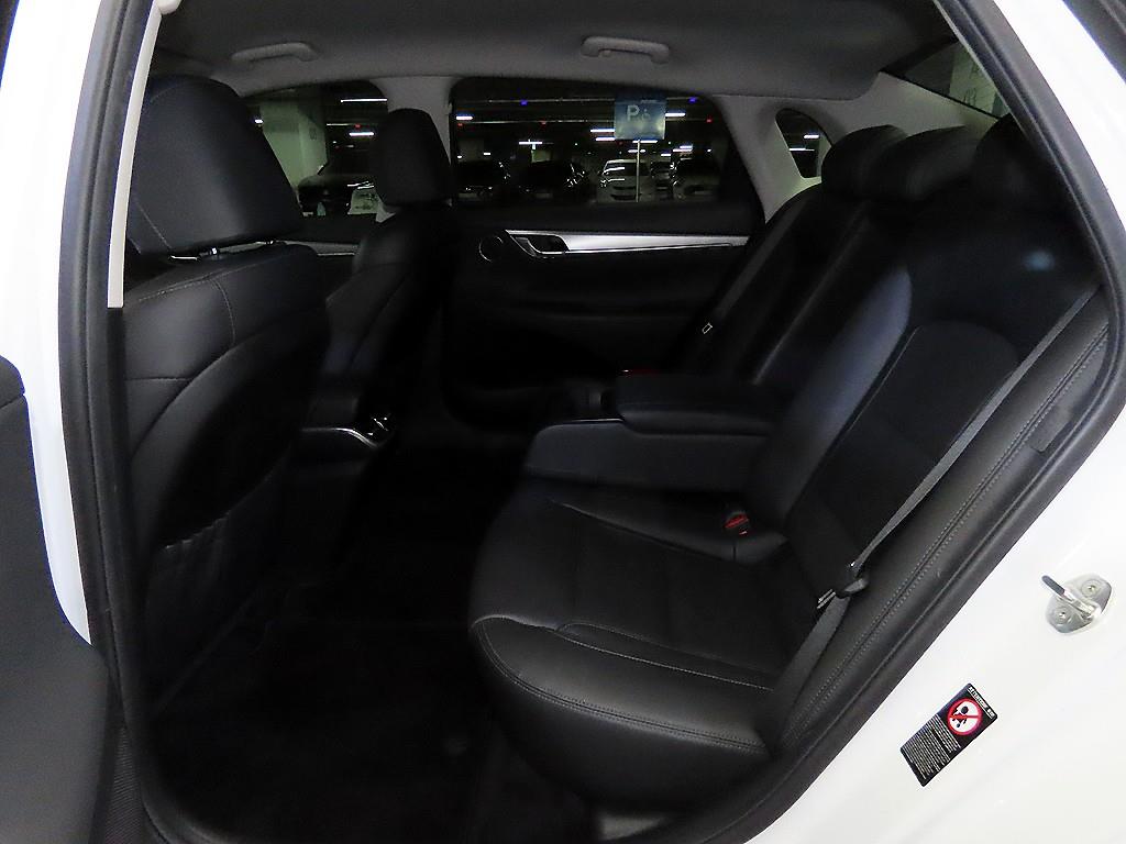 HYUNDAI Grandeur - Vista 7