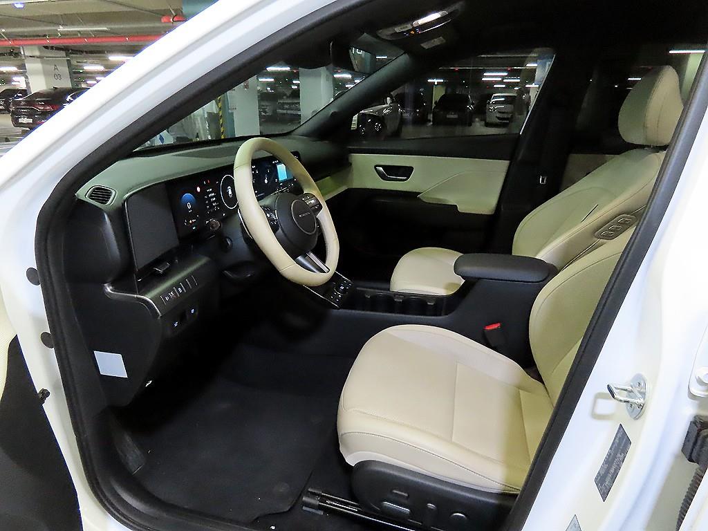 HYUNDAI Kona - Vista 6