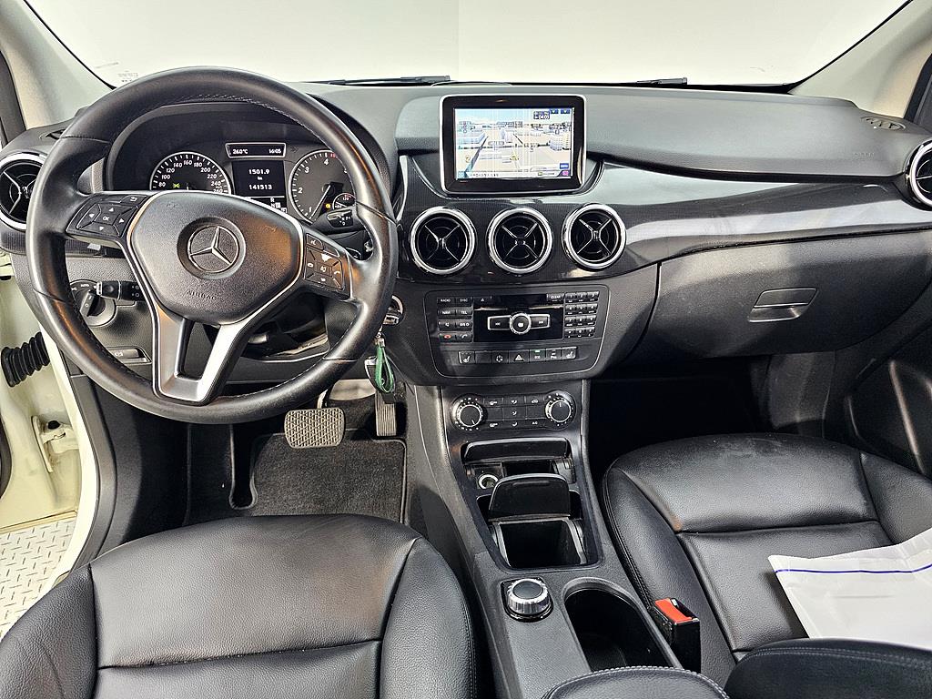 Mercedes Benz B Class (MY B) - Vista 7