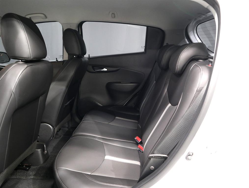 Chevrolet Spark - Vista 12