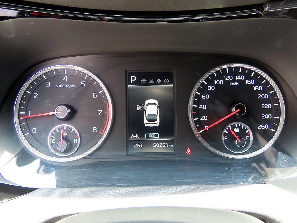 KIA K5 - Vista 9