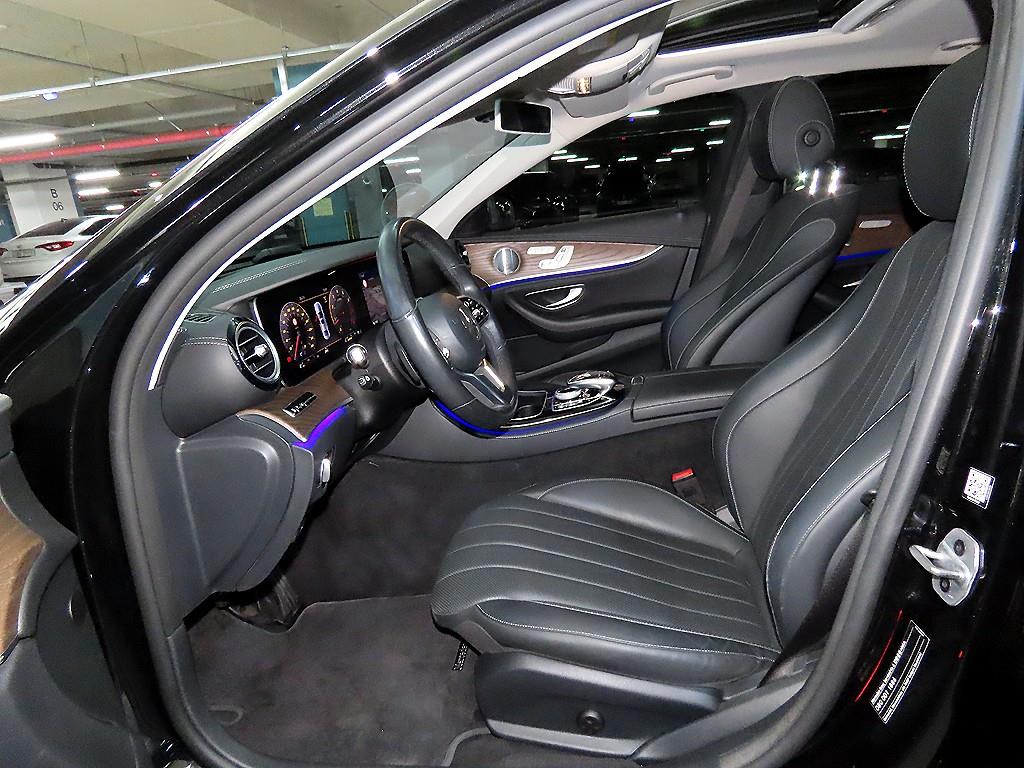 Mercedes Benz E class - Vista 6