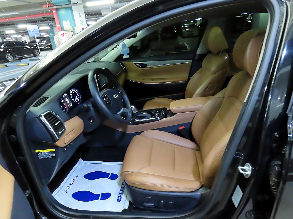 HYUNDAI Grandeur - Vista 6