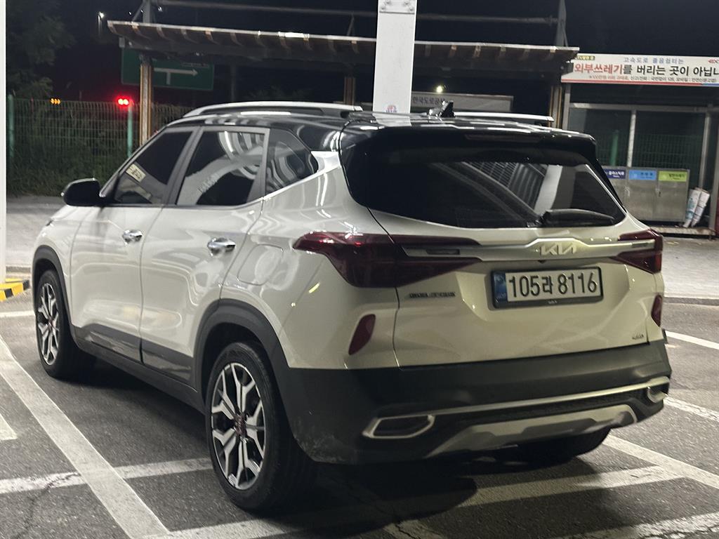 KIA Seltos - Vista 5
