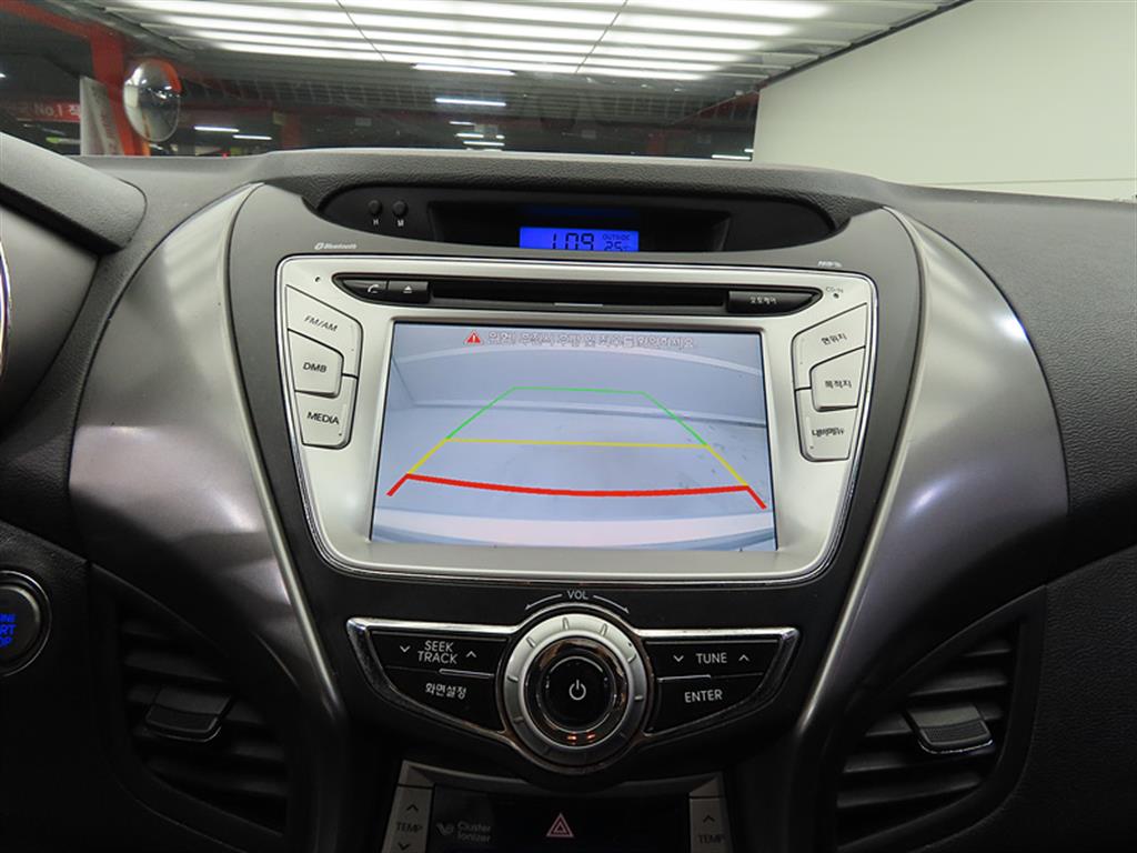 HYUNDAI Avante 2012 Gris - Importación desde Corea - HF Imports Iquique - Foto 16