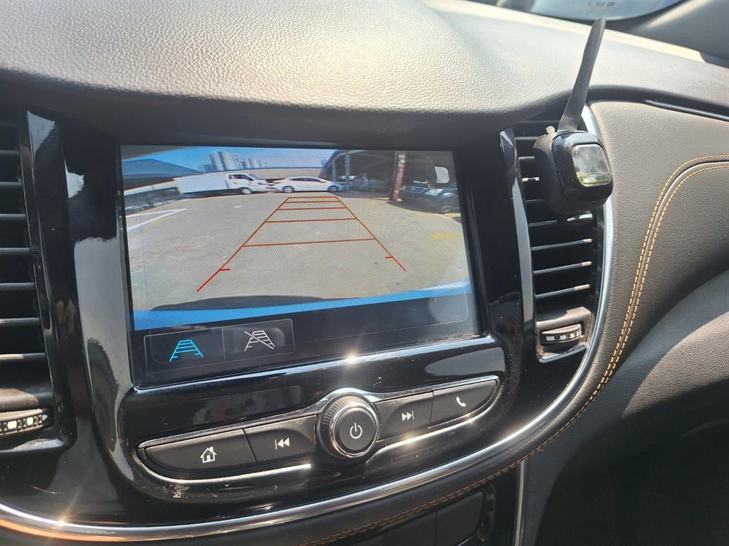 Chevrolet Trax 2017 Blanco - Importación desde Corea - HF Imports Iquique - Foto 14