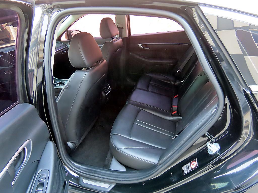 HYUNDAI Sonata - Vista 6