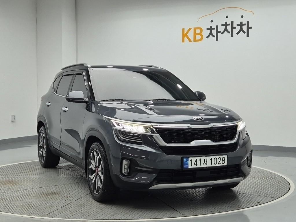 KIA Seltos - Vista 4