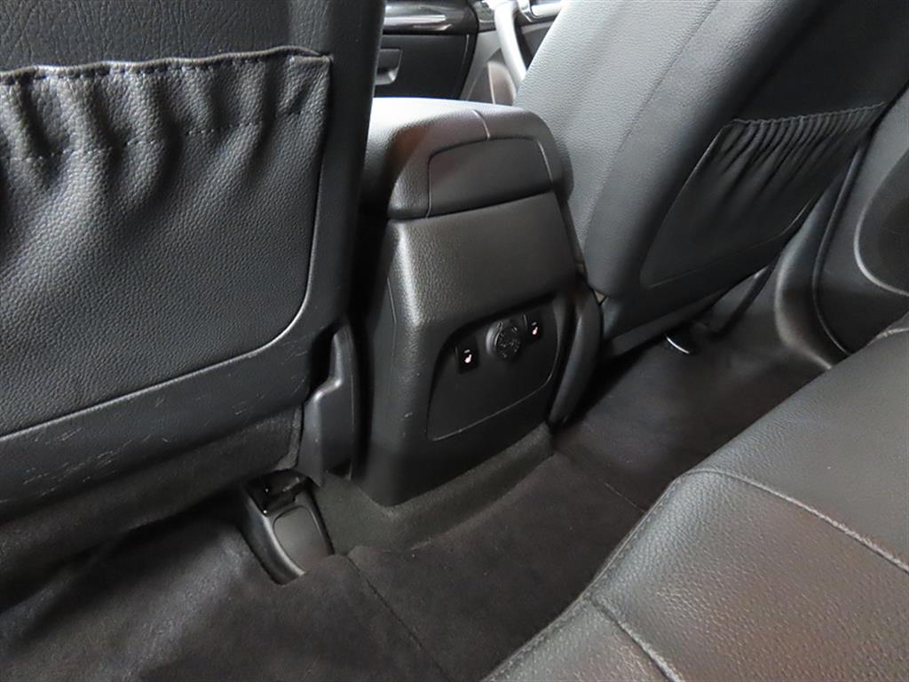 KIA Sorento 2012 Gris - Importación desde Corea - HF Imports Iquique - Foto 17