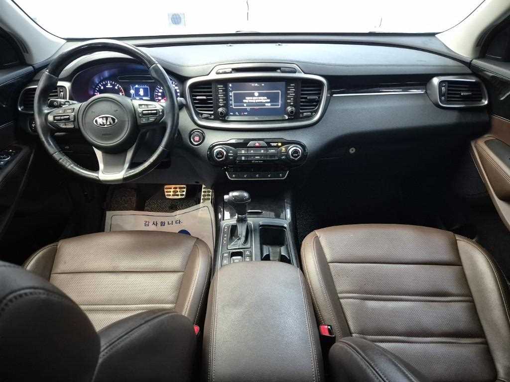 KIA Sorento - Vista 7
