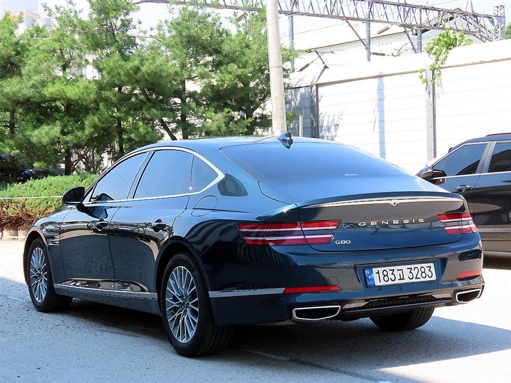 Genesis G80 - Vista 3