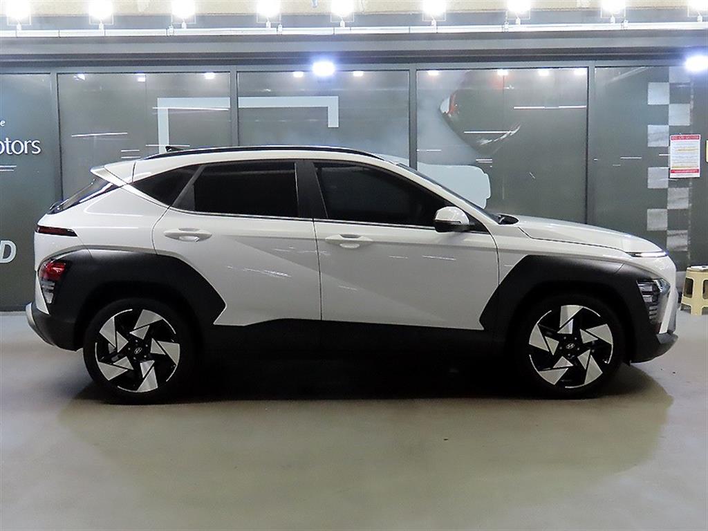 HYUNDAI Kona - Vista 3