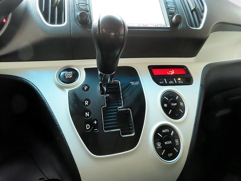 KIA Ray - Vista 10