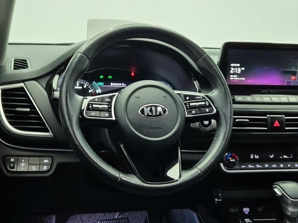 KIA Seltos - Vista 9