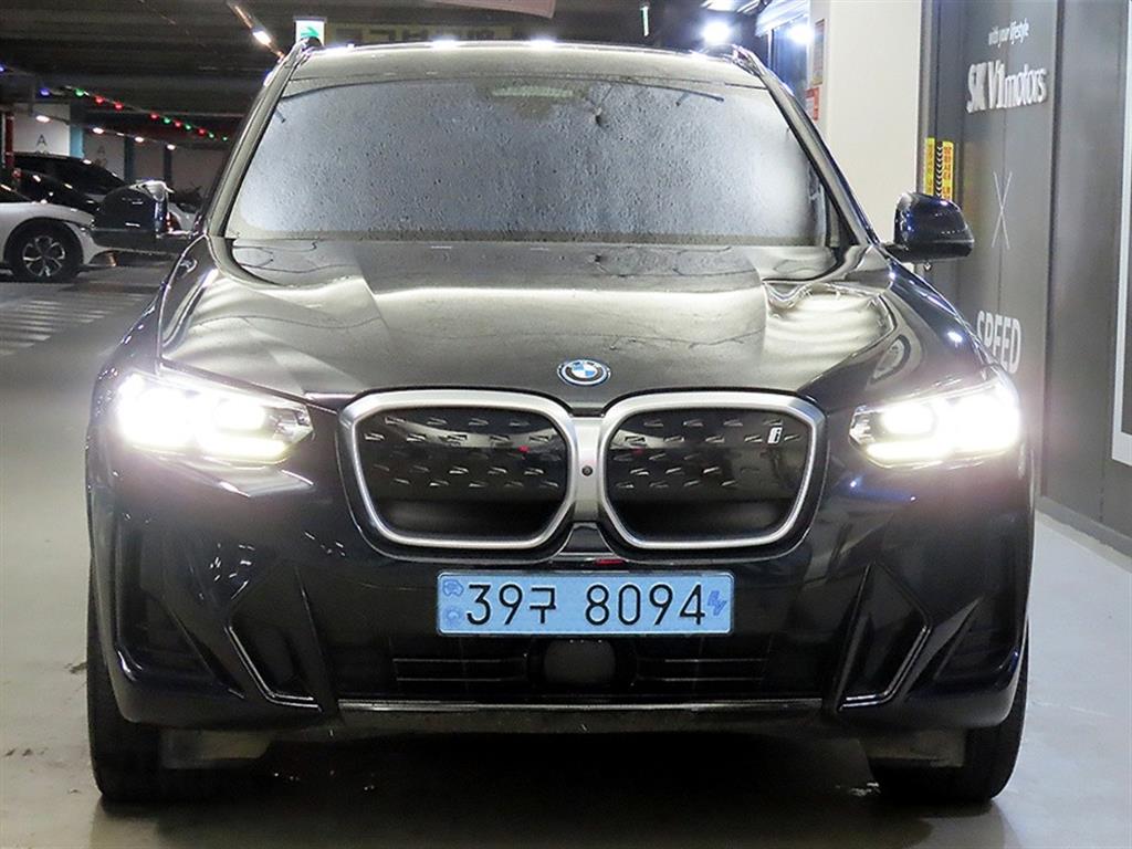 BMW iX3 - Vista 2