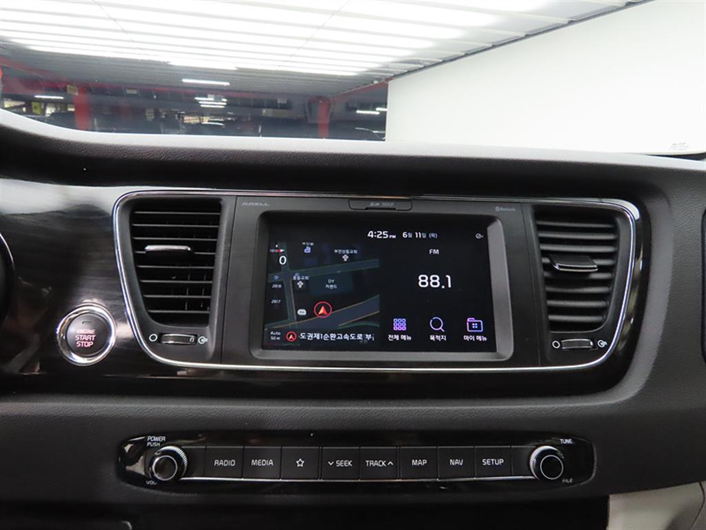 KIA Carnival 2020 Blanco - Importación desde Corea - HF Imports Iquique - Foto 17