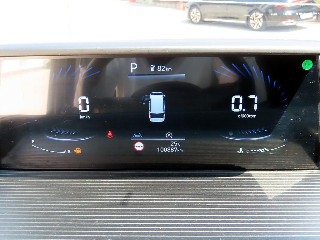 HYUNDAI Staria - Vista 10