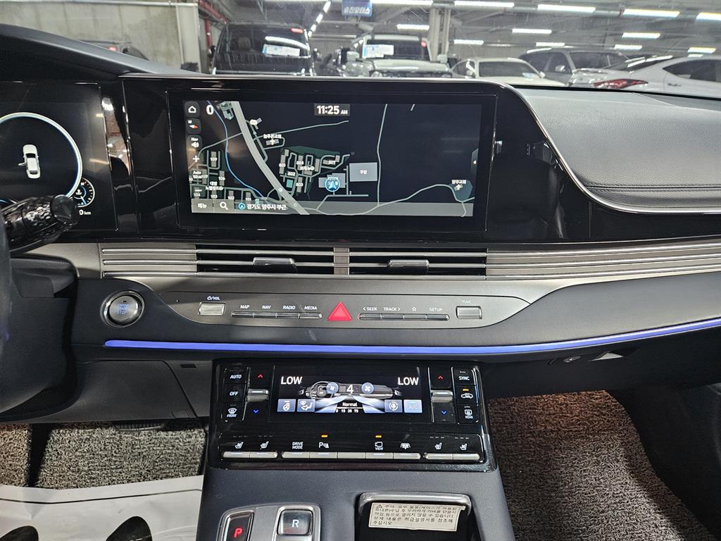HYUNDAI Grandeur - Vista 9