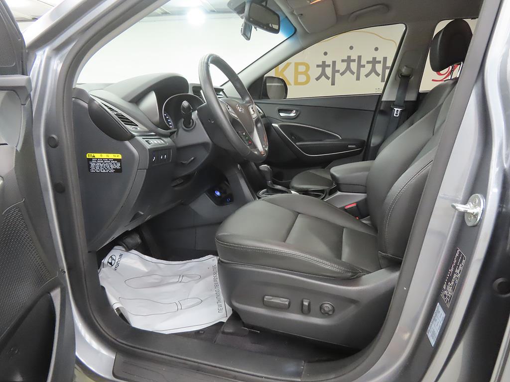 HYUNDAI Santa Fe - Vista 5