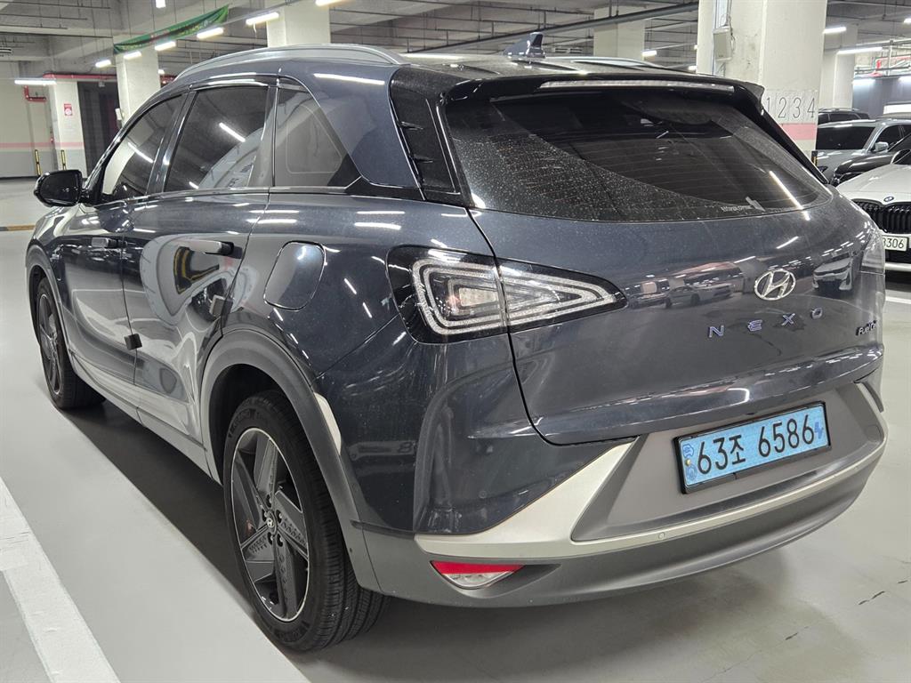 HYUNDAI Nexo - Vista 3