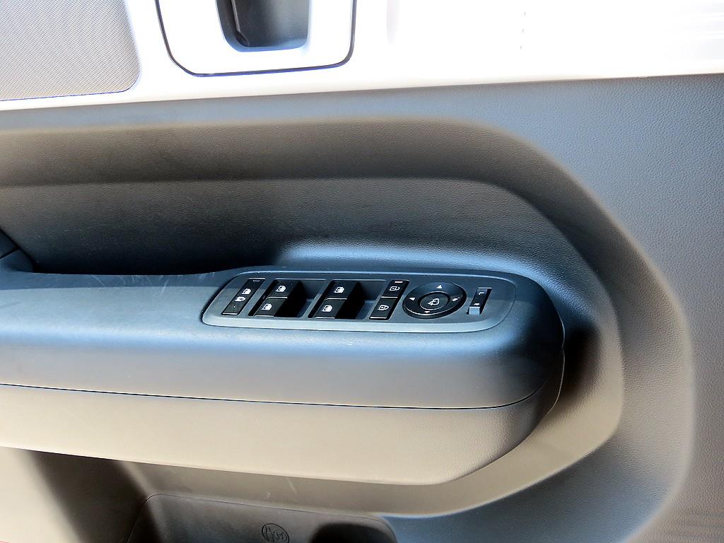 HYUNDAI Santa Fe - Vista 12