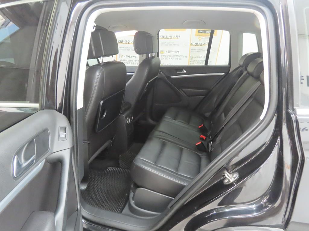Volkswagen Tiguan - Vista 6