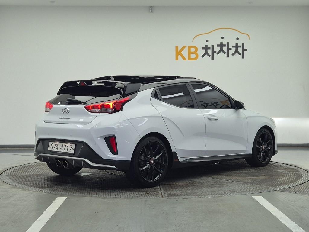 HYUNDAI Veloster - Vista 6