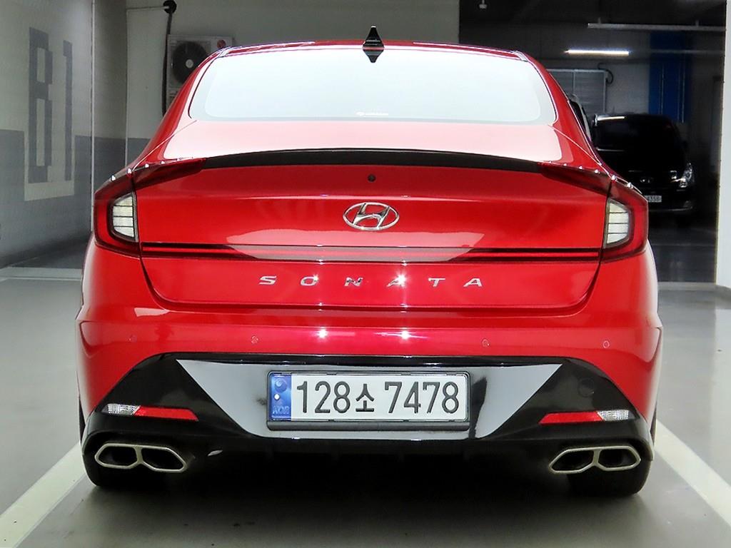 HYUNDAI Sonata - Vista 3