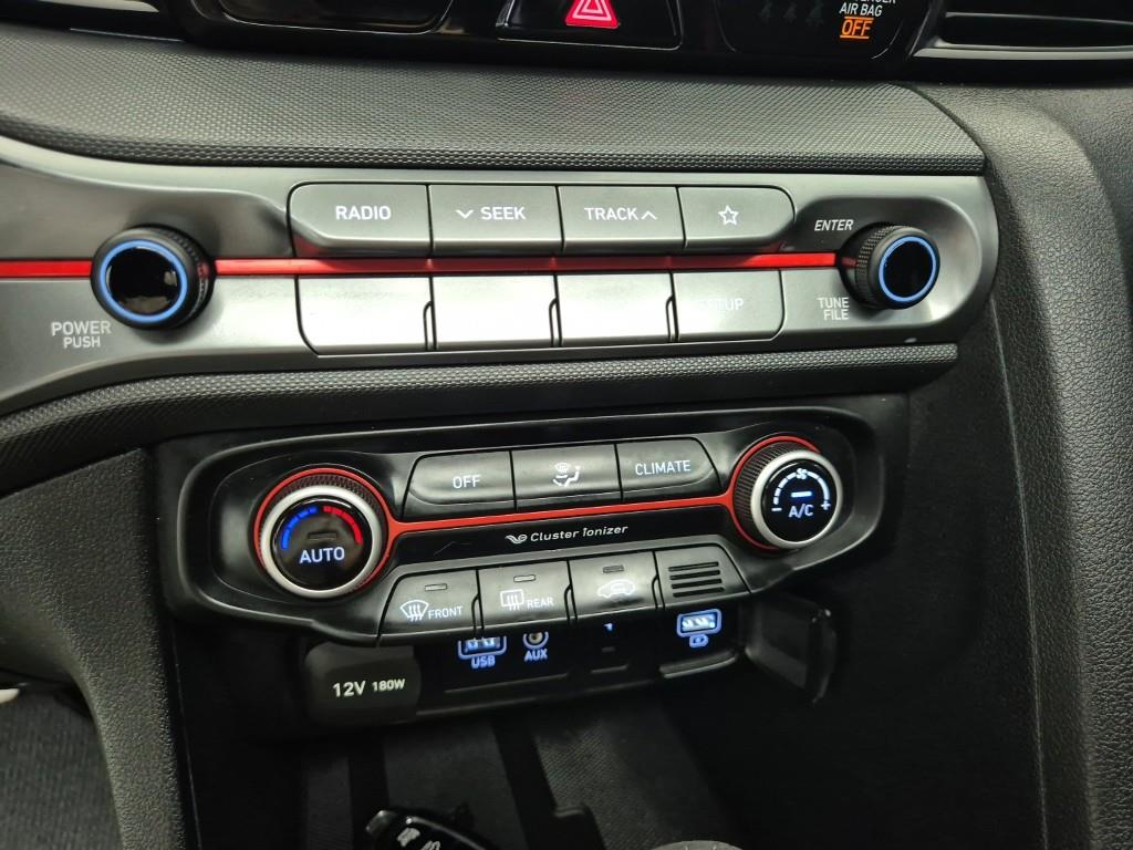 HYUNDAI Veloster - Vista 12