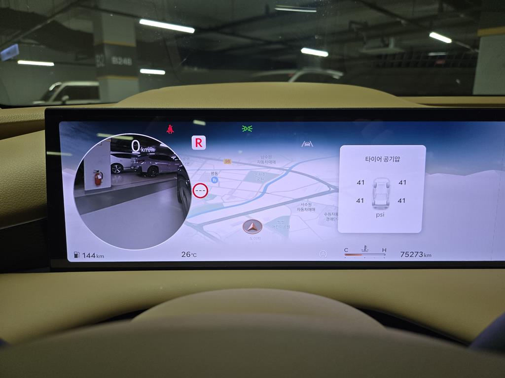 Genesis G80 - Vista 12