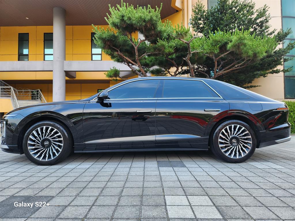 HYUNDAI Grandeur - Vista 8