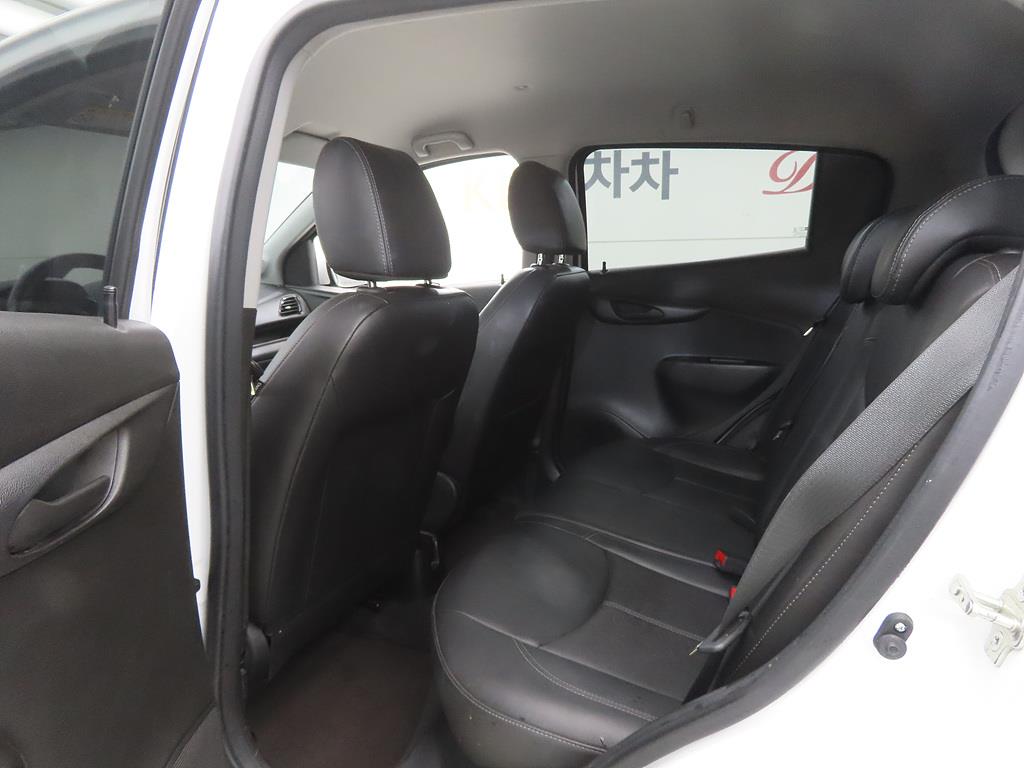 Chevrolet Spark - Vista 8