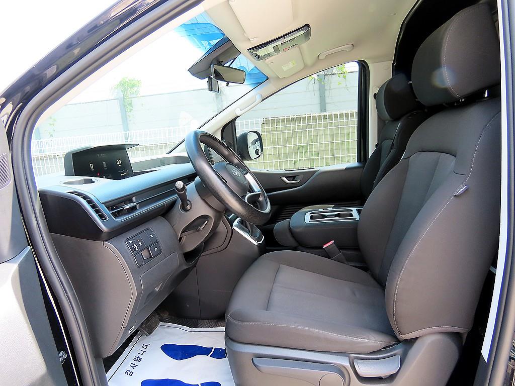 HYUNDAI Staria - Vista 7