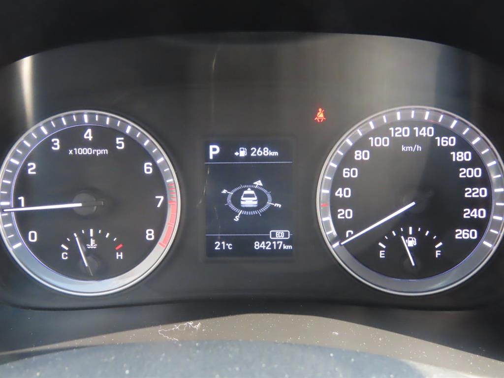 HYUNDAI Sonata - Vista 10