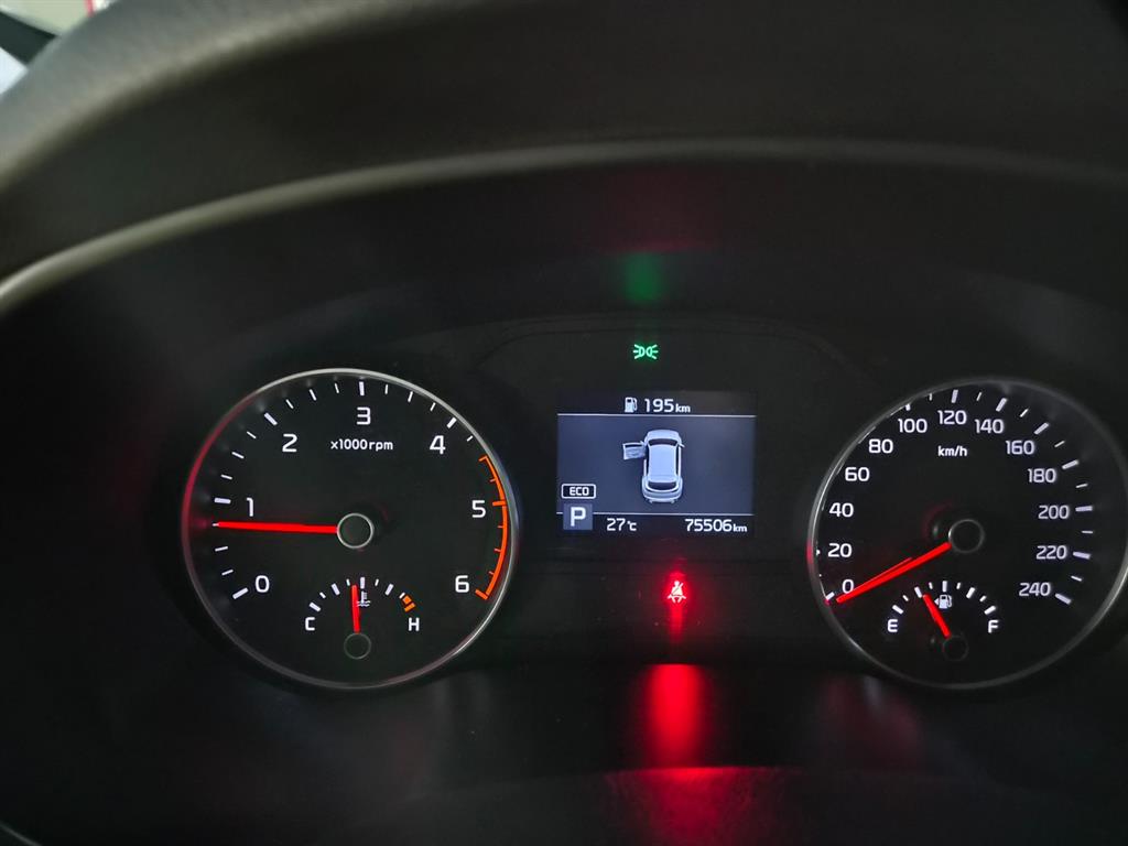 KIA Sportage - Vista 11