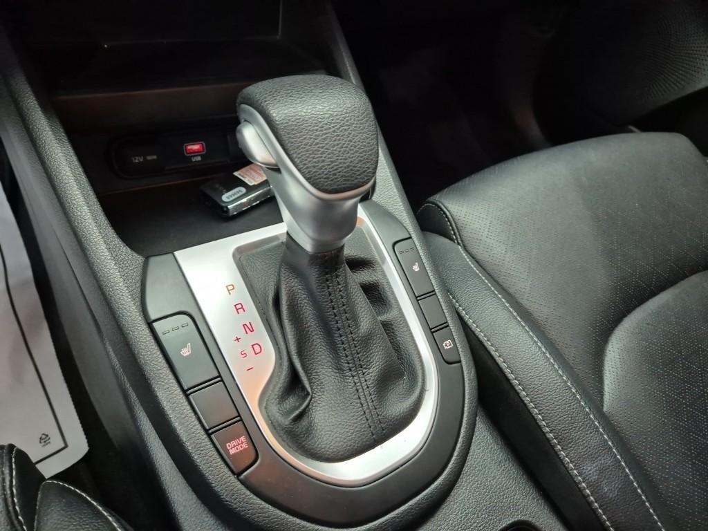 KIA K3 2022 Blanco - Importación desde Corea - HF Imports Iquique - Foto 19