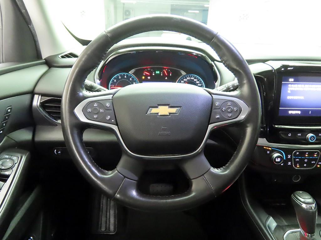Chevrolet Travers - Vista 9