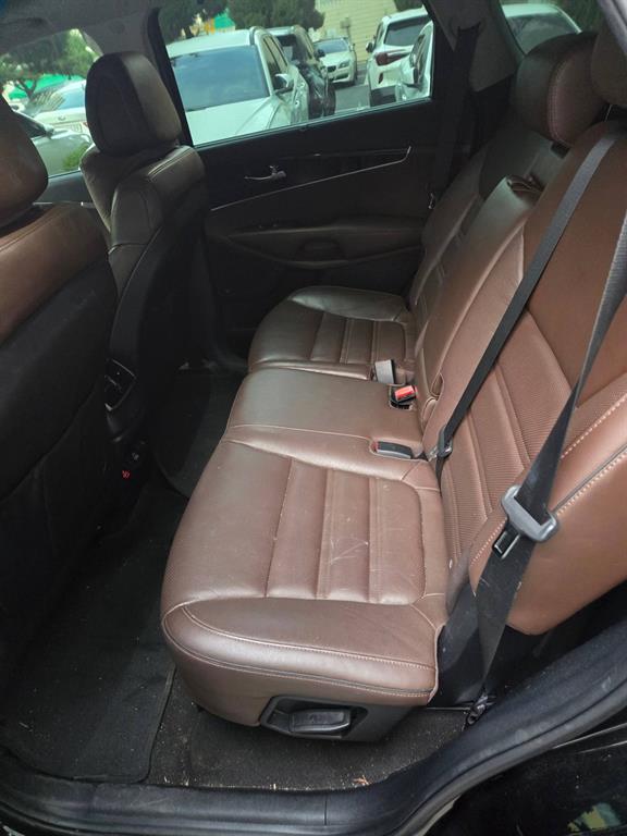 KIA Sorento - Vista 6