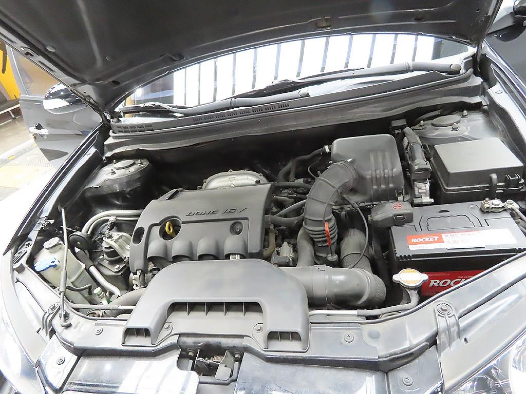HYUNDAI Avante - Vista 10