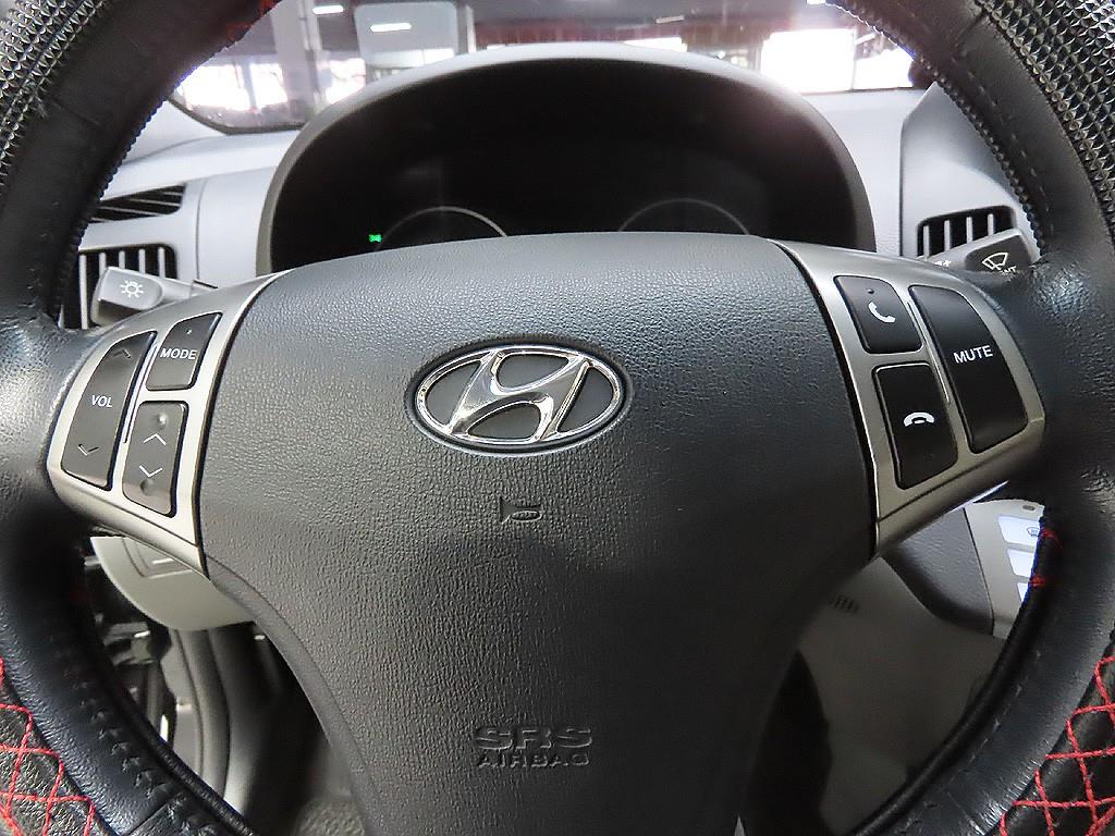 HYUNDAI Avante 2010 Negro - Importación desde Corea - HF Imports Iquique - Foto 16