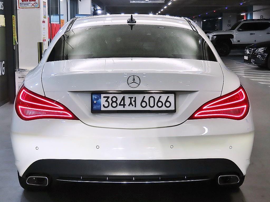 Mercedes Benz CLA Class - Vista 7