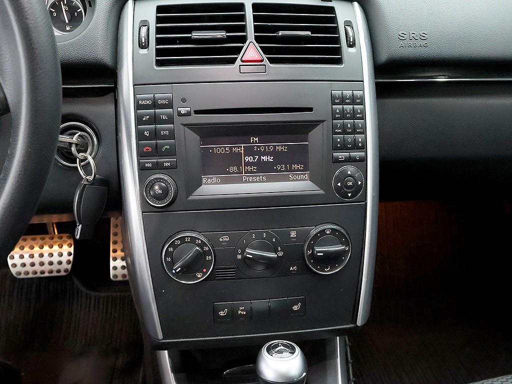 Mercedes Benz B Class (MY B) - Vista 11