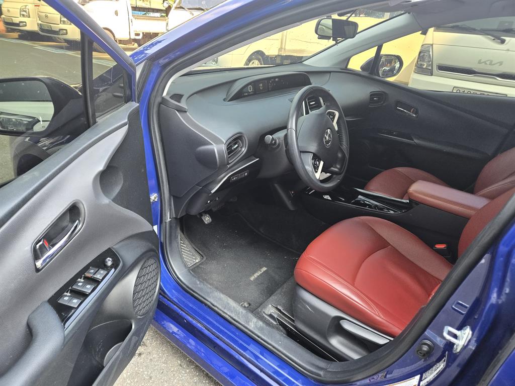 Toyota Prius 2018 Azul - Importación desde Corea - HF Imports Iquique - Foto 16