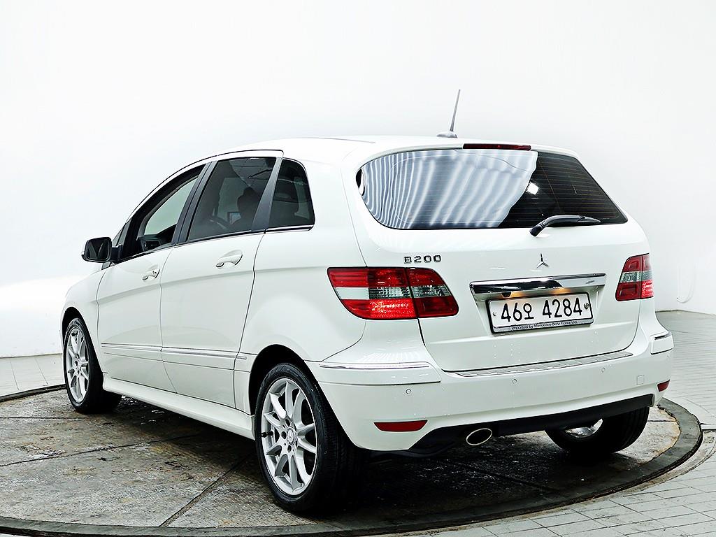 Mercedes Benz B Class (MY B) - Vista 6