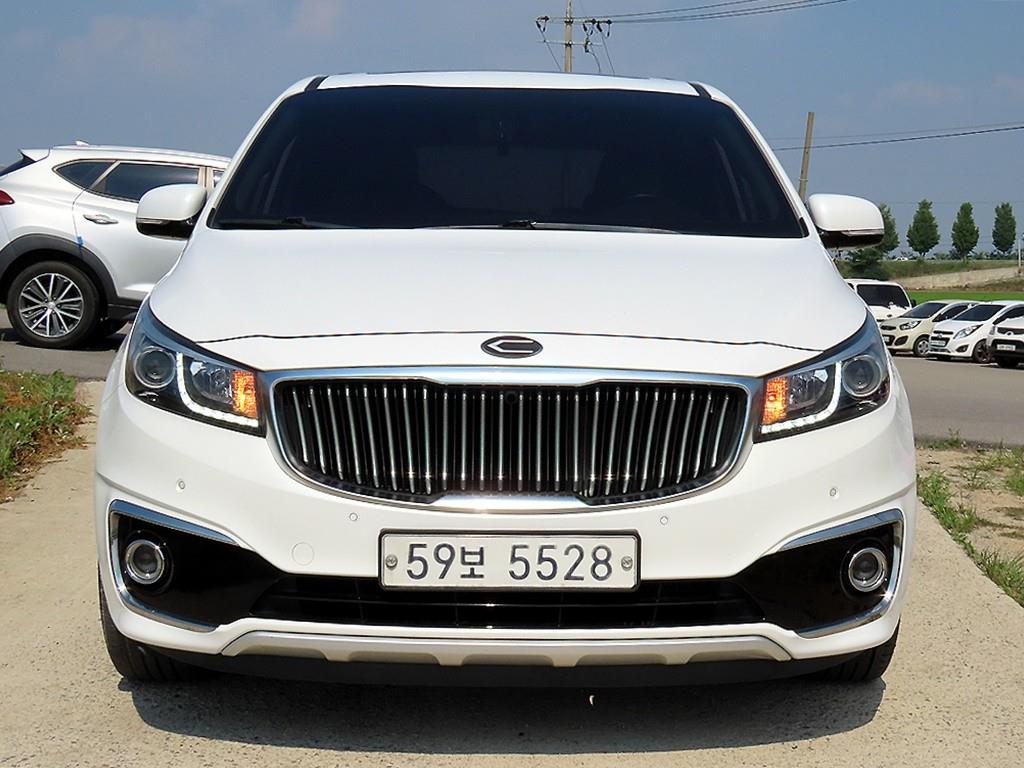KIA Carnival 2017 - Importación desde Corea - HF Imports Iquique - Foto 1
