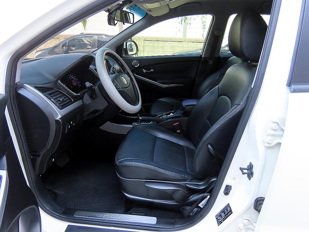 Ssangyong Korando - Vista 7
