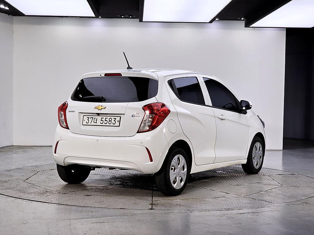 Chevrolet Spark - Vista 6