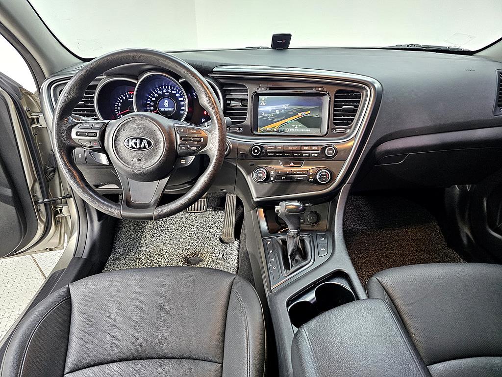 KIA K5 - Vista 7